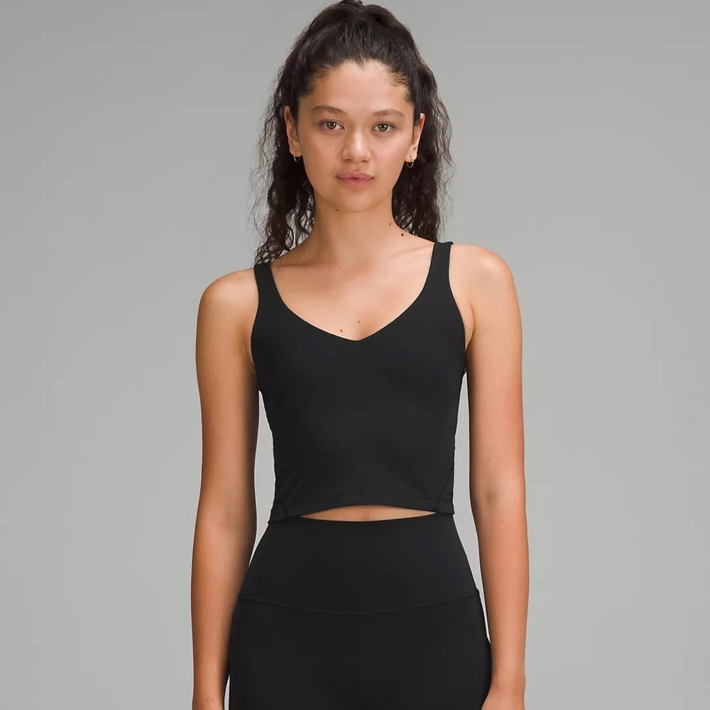 Black lululemon cropped align tank size8